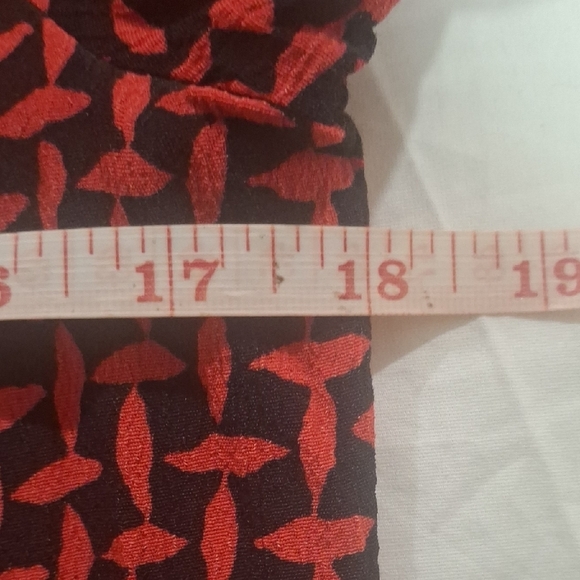 Zara Wome's Red and Black Geometric Blouse Size M - Picture 9 of 10